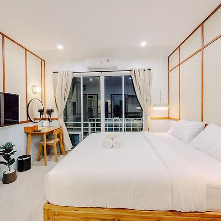 蔻立 Bania 813 House酒店 外观 照片