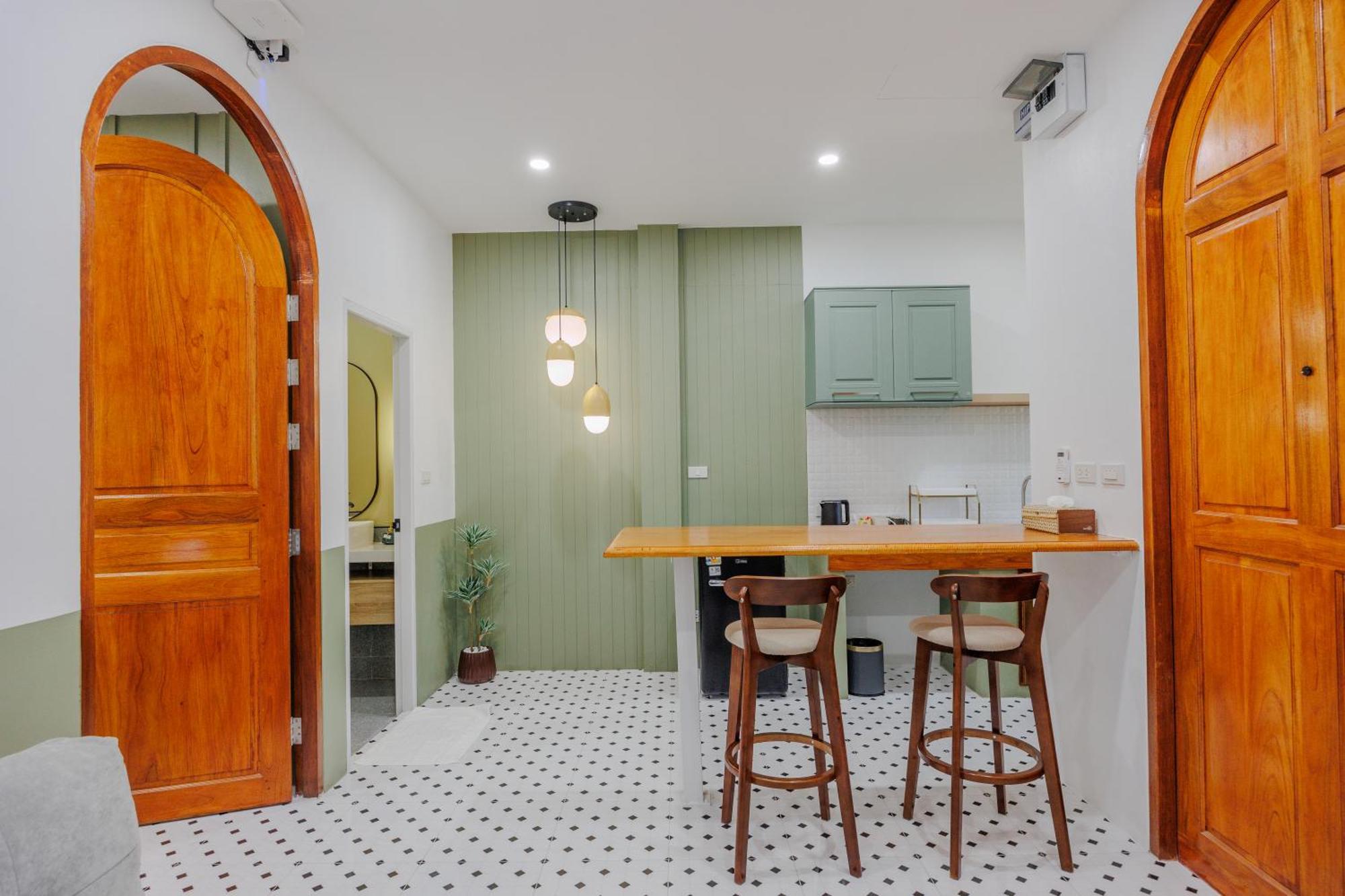 蔻立 Bania 813 House酒店 外观 照片